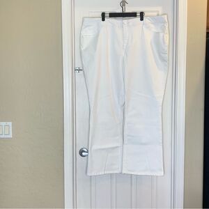 Wit & Wisdom Ab Solution Itty Bitty Boot White Jeans Size 24W